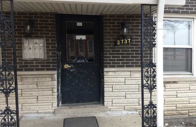 2737 West 79th Street Gallery 2