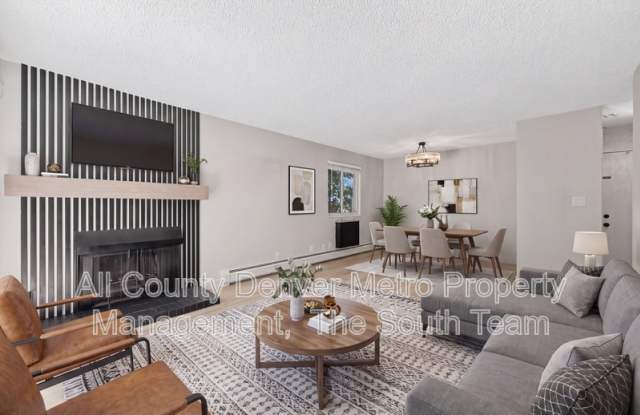 2835 S Monaco Pkwy photos photos
