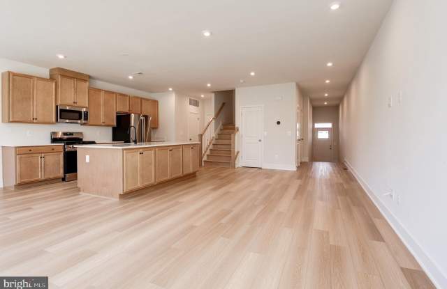 129 LEATHER FLOWER photos photos