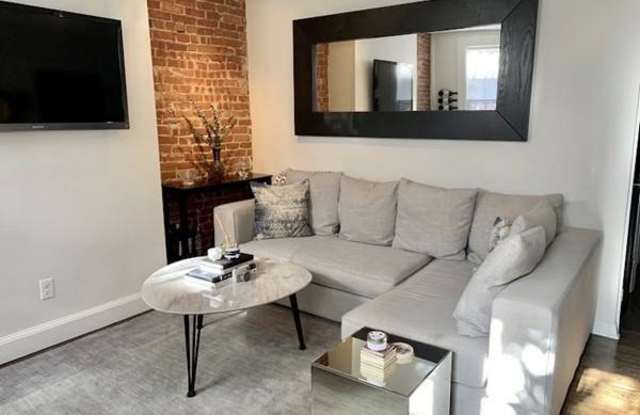 40 Lawrence St Gallery 3