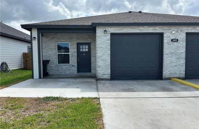 2421 Summit Road unit: A photos photos