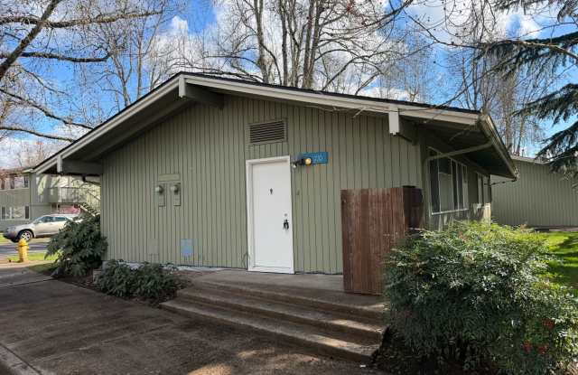 Updated 2 bedroom 1 bath duplex in Eugene! photos photos