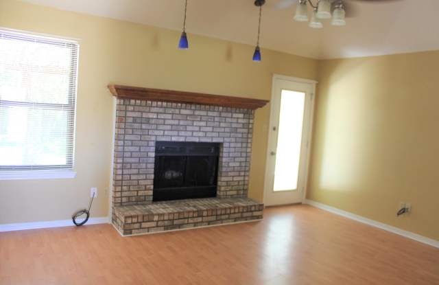 2244 LEMURE Drive Gallery 2