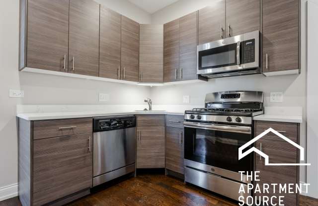 2943 W Diversey Ave photos photos