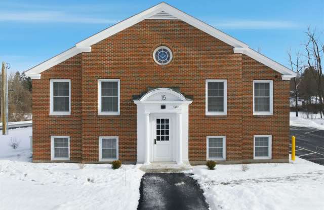 15 Mountain Road photos photos