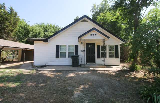 Recently Remodeled 3 Bed 2 Bath! photos photos Recently Remodeled 3 Bed 2 Bath! photos photos