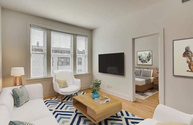 2060 N Damen Ave photos photos