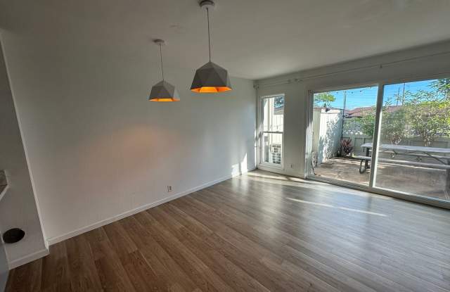 Upgraded 2 Level Townhouse with Ocean Views in Makakilo at Palehua Gardens! Gallery 3