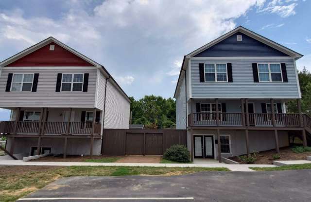 Radford, 5 BR / 5 BA, Available Aug 1st photos photos