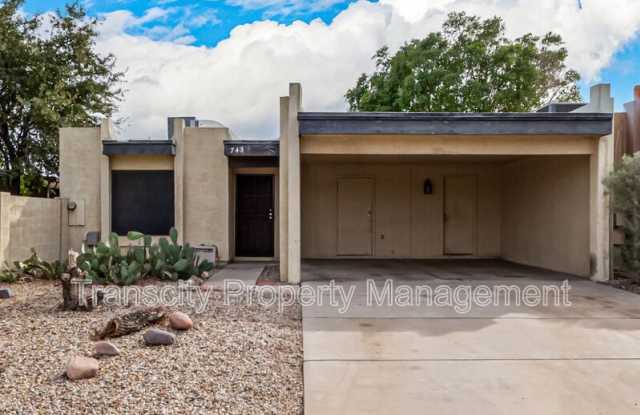743 W. Fordham Dr photos photos