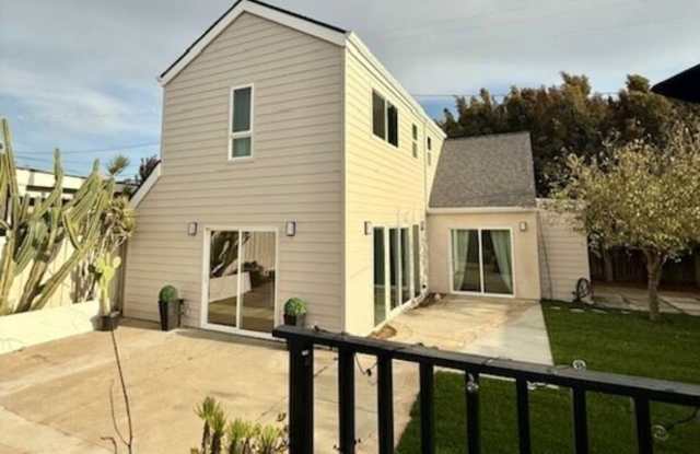 6506 W 83rd photos photos