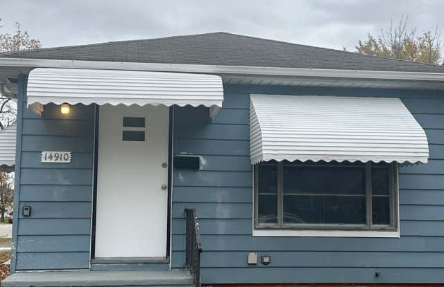 3bd Single Water/Sewer Included Section 8 photos photos