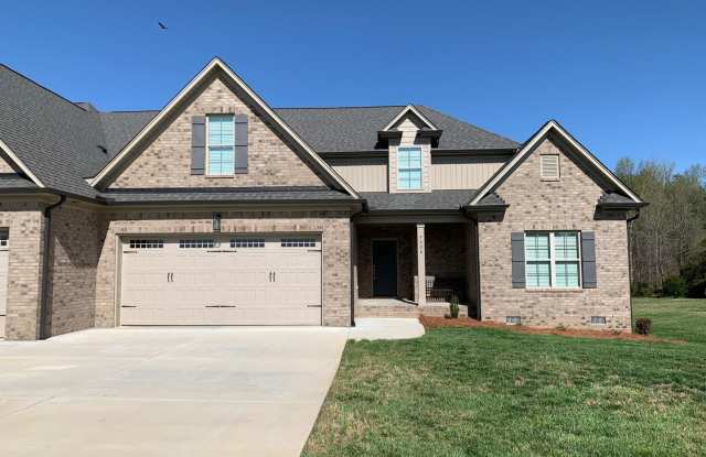 Luxury Townhouse in Summerfield NC - 7008 Westfield Village Circle, Summerfield, NC 27358