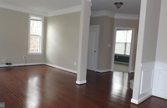 5612 KAVEH COURT Gallery 4