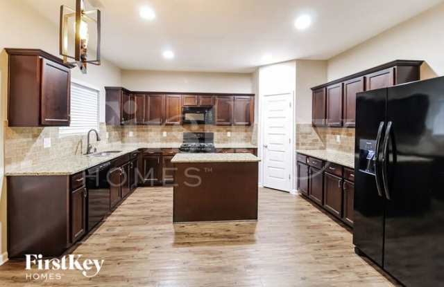 153 Humphry Ct Gallery 3