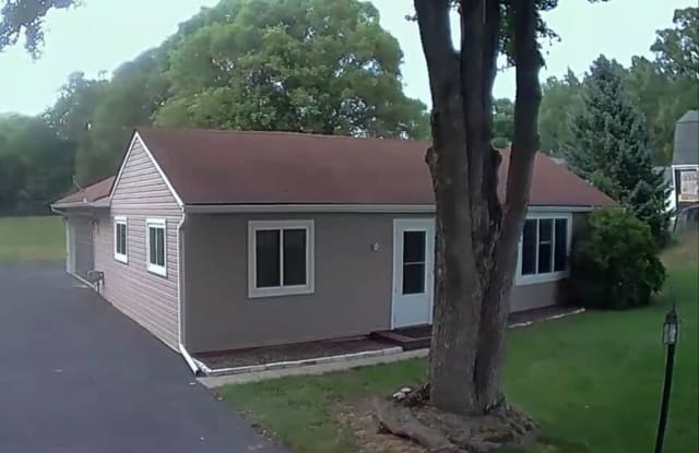 3030 Mann Rd - 3030 Mann Road, Oakland County, MI 48346