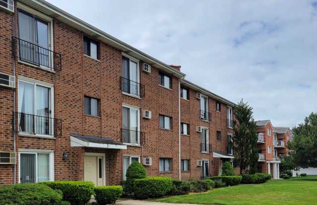 1239 Harding Avenue photos photos