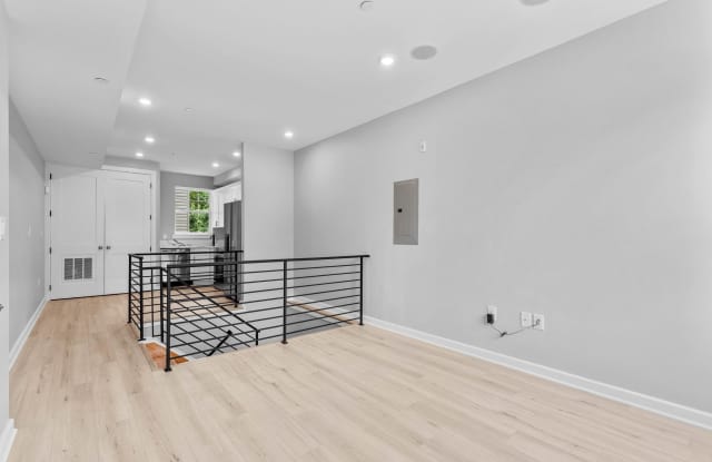 1682 N 54TH Street Gallery 3
