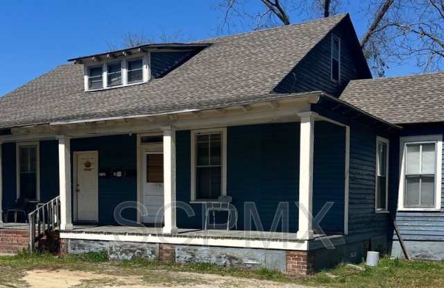 1527 Henley St photos photos