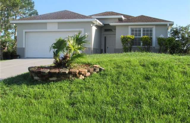 4024 26th Street SW - 4024 26th Street Southwest, Lehigh Acres, FL 33976