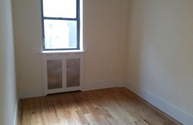 330 West 76th Street Gallery 3