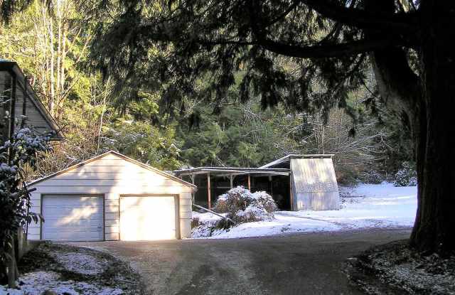 2601 Northlake Way NW Gallery 2