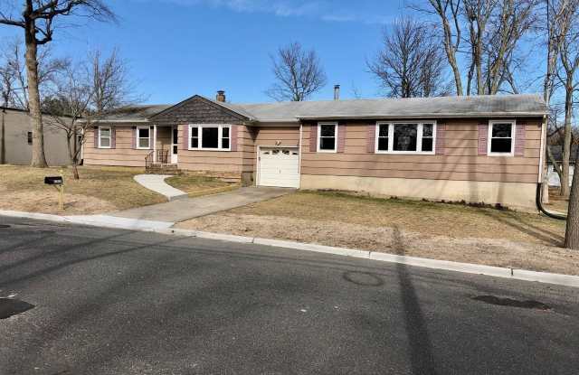 1319 Allenhurst Avenue - 1319 Allenhurst Avenue, Wanamassa, NJ 07712