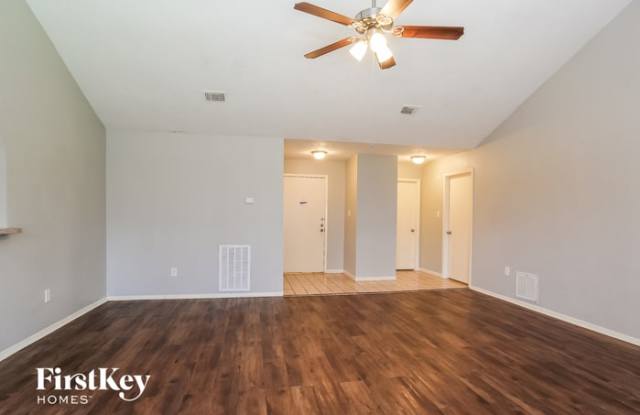 22514 Parsonsgate Drive Gallery 3
