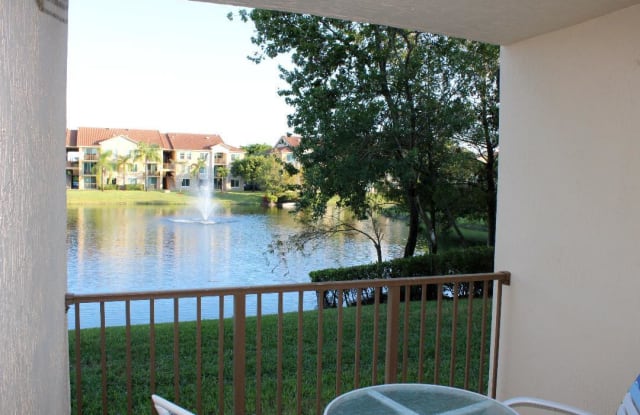 808 Villa Circle - 808 Villa Cir, Boynton Beach, FL 33435