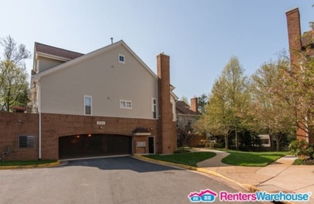 7031 Haycock Road - 7031 Haycock Rd, Idylwood, VA 22043