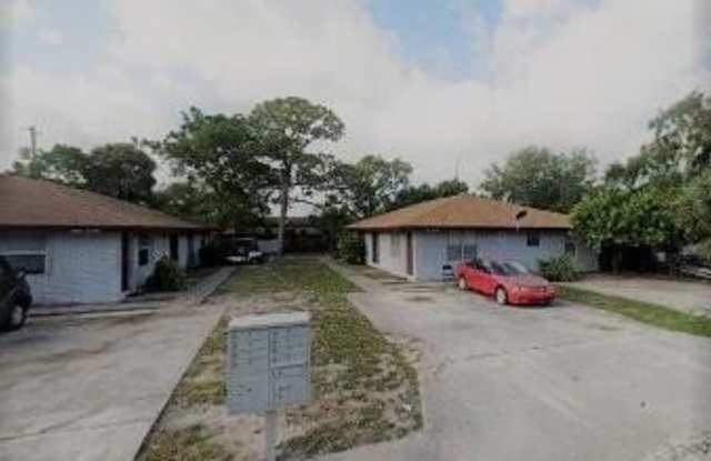 1661 W 27th Street photos photos