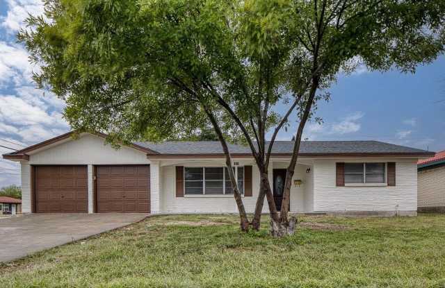 100 Crestline - 100 Crestline Drive, Del Rio, TX 78840 100 Crestline - 100 Crestline Drive, Del Rio, TX 78840
