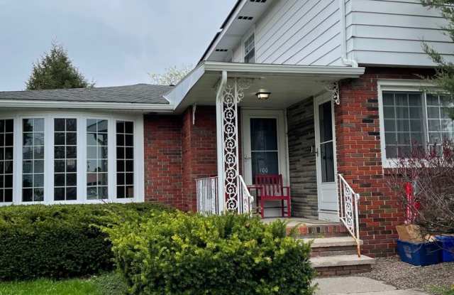 Charming 2 Bedroom, 1 bath- Lyncourt Gallery 3