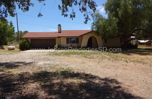 2224 San Diego Ave - 2224 San Diego Avenue, Ramona, CA 92065