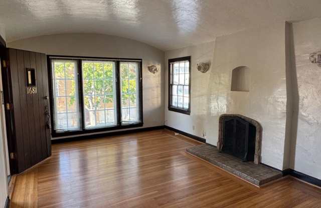 Spacious One Bedroom Unit in North Berkeley Gallery 1