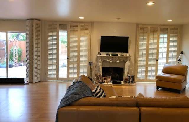 6525 Certa Drive Gallery 3