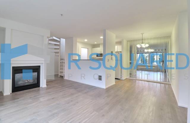 4332 9th Avenue NEUnit B Gallery 1