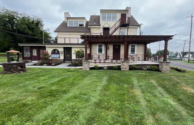 793 PENNS PARK Lane unit: C photos photos