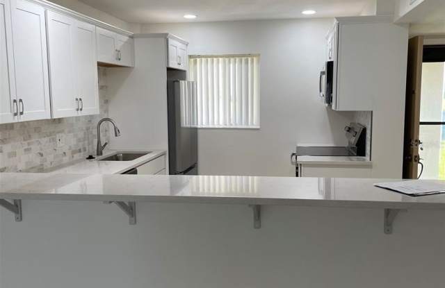 845 S GULFVIEW Boulevard Gallery 3