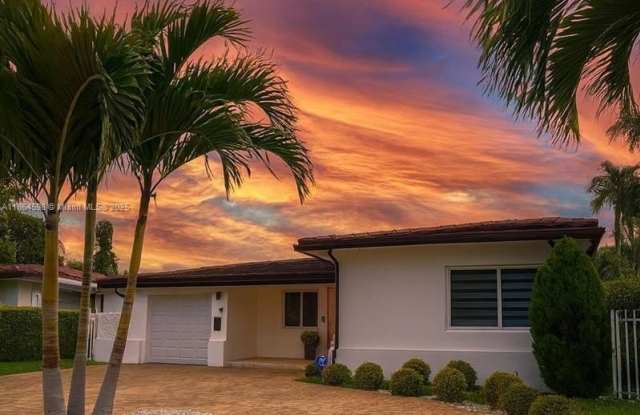 146 Ponce De Leon Blvd photos photos