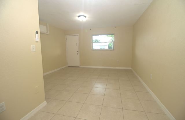 2238 Washington Street Northeast - B Gallery 3