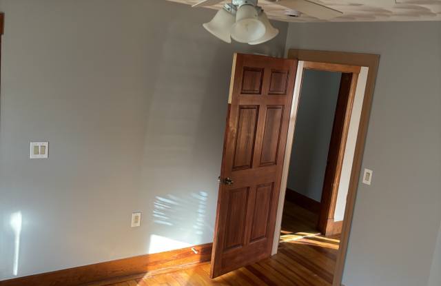 71 Kilmer Ave - 71 Kilmer Avenue, Taunton, MA 02780