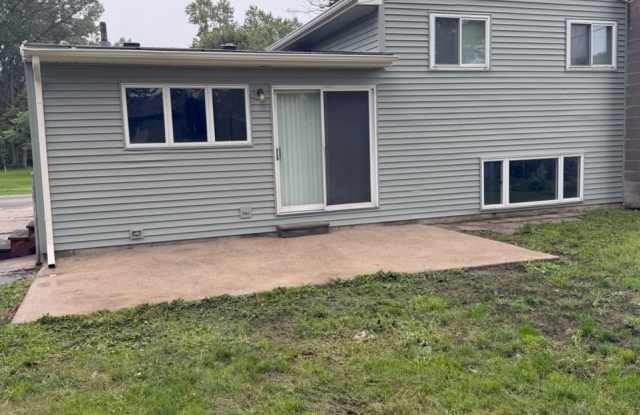 5348 Winshall Dr Gallery 2