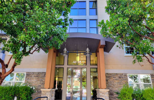Stunning 2 Bed 2 Bath Penthouse Condo in Los Altos. Great Schools and Location! - 4388 El Camino Real, Los Altos, CA 94022