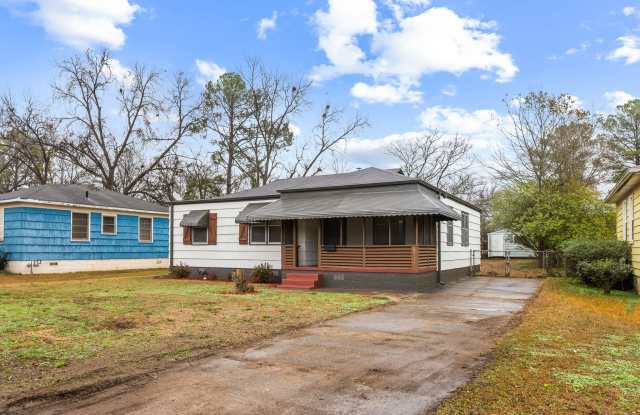 5717 Avenue O Gallery 2