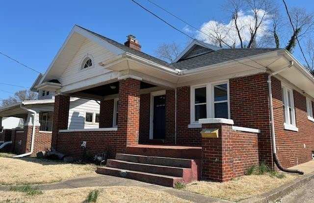 212 S Weinbach Avenue - 212 South Weinbach Avenue, Evansville, IN 47714 212 S Weinbach Avenue - 212 South Weinbach Avenue, Evansville, IN 47714