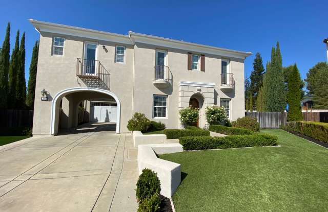 4 Bed 5 Bath Beautiful Custom Home In Danville *MUST SEE photos photos