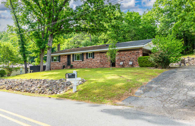 1704 Thornton Ferry Rd photos photos