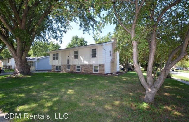 203 NW 3rd St - 203 Northwest 3rd Street Place, Grimes, IA 50111