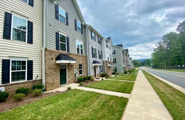 1119 Sunset Avenue Ext. *ONE MONTH RENT- FREE!!!**AVAILABLE NOW!* Gallery 3